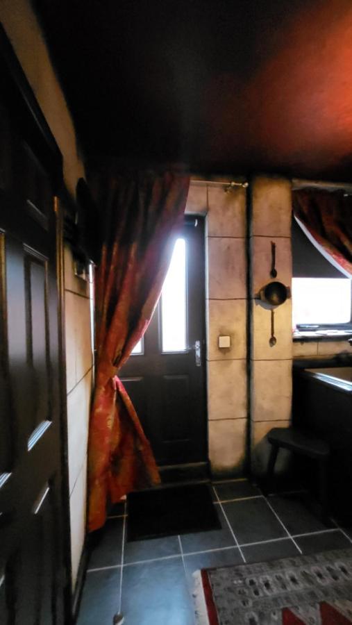 Transylvania House ヨーク エクステリア 写真